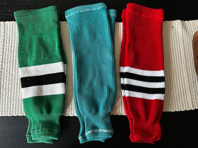 Youth Knit Socks (Used)