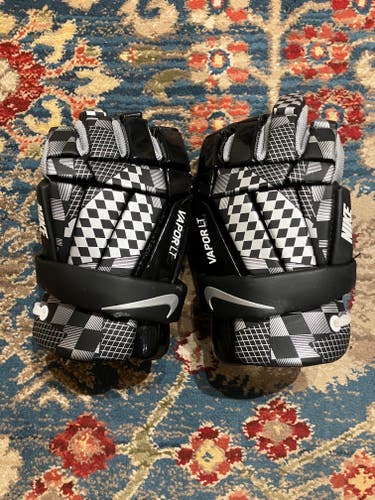 Nike Vapor LT Lacrosse Gloves (Used) 12"