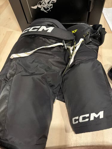 Senior XL CCM Tacks XF Hockey Pants (Used)