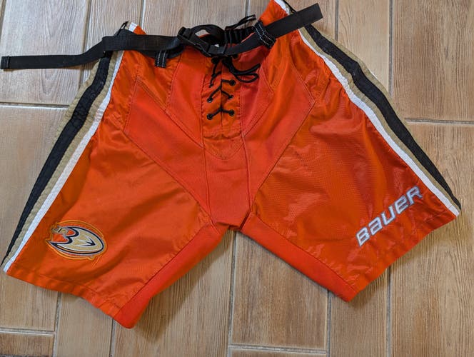 Jr Ducks Orange XL Bauer Pant Shell (Used)
