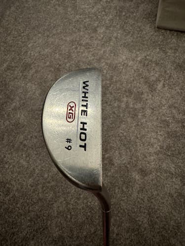 Men's Odyssey Blade Right Handed Putter 35" (Used)