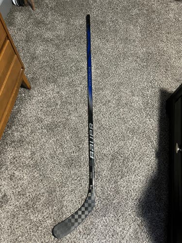 Custom Senior Bauer Vapor Hyperlite 2 Right Handed Hockey Stick P92 87 Flex (Used)