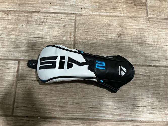 TaylorMade Hybrid Head Cover (New)