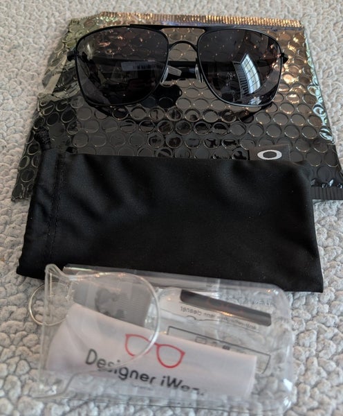 Oakley Sunglasses Gauge 8 OO4124-0162 Matte Black Aviator Frames Grey Lenses