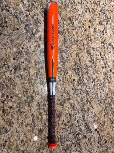 BEAUTIFUL! GENTLY USED & RARE SIZE ORANGE BOMBER BAT! Easton Mako XL 28/18 (-10)