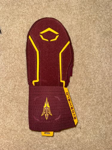 RARE College Team Issued Arizona State Evoshield Baseball/Softball Sliding Mitt
