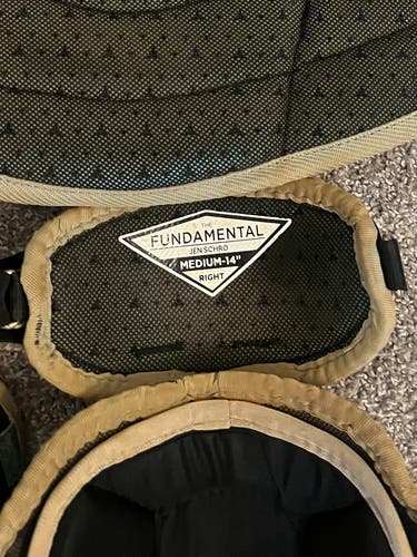 Easton Jen Schro Fundamental Catcher's leg guards