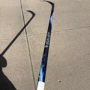 Senior Bauer Vapor Flylite Right Handed Hockey Stick P92 70 Flex (Used)