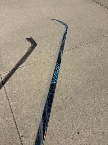 Senior Bauer Vapor Flylite Right Handed Hockey Stick P92 70 Flex Pro Stock (New)