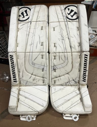 28" Warrior Ritual Classic Goalie Leg Pads (Used)