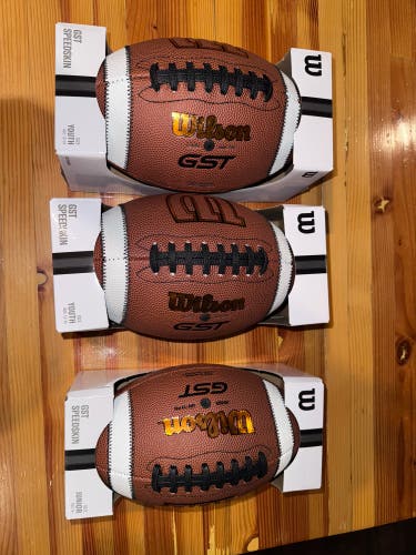 Youth Wilson GST Speedskin Football (New)