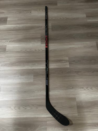 Senior True HZRDUS Smoke Left Hand Hockey Stick T28 65 Flex (New)