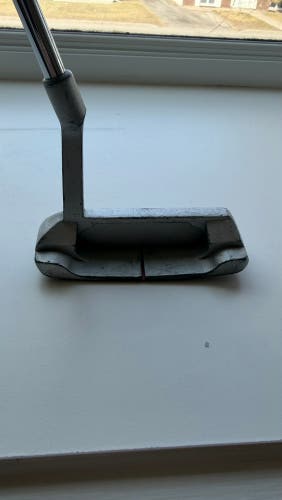 Silver 2010 TaylorMade TP Blade Right Handed Putter (Used)