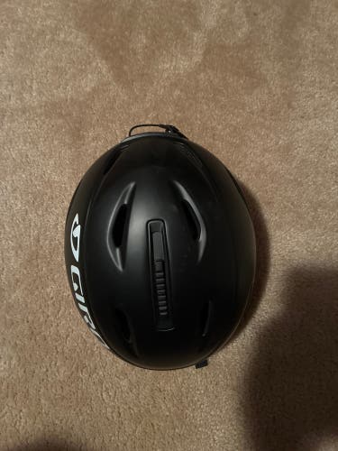Large Giro Fade MIPS Helmet (New)