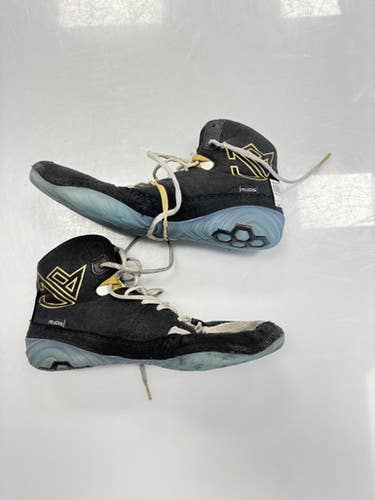 Used Wrestling Shoes Black Senior 9.5 11860-C000305117