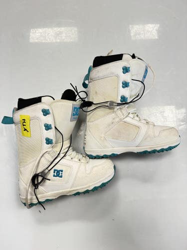 Used DC Shoes PHASE Womens Snowboard Boots White Senior 8.5 11860-S000302810