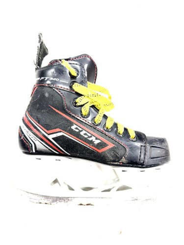 Used CCM JETSPEED FT340 Junior Hockey Skate Junior 01 11860-S000305442