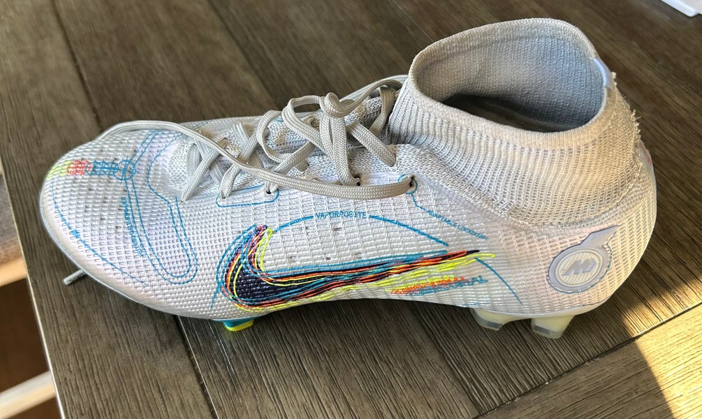 Silver Size M 6.5 (W 7.5) Nike Mercurial Superfly 8 Elite FG Molded Cleats Cleats (Used < 10 times)