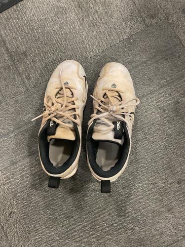 Used Nike TROUT BB CLEATS BB/SB Cleats Grey Junior 05 11614-S000234439