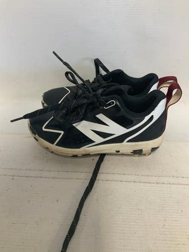 Used New Balance 32 BB/SB Cleats Black Youth 13.0 11823-S000038431