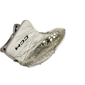 Used CCM AXIS 2.5 Junior Goalie Catcher White 11847-S000034417