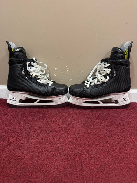 Bauer Vapor Hyperlite 2 Hockey Skates Pro Stock 9.5 Item#LH95HP2