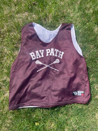 Large Women's Bay Path college Game gear Jersey (Used)