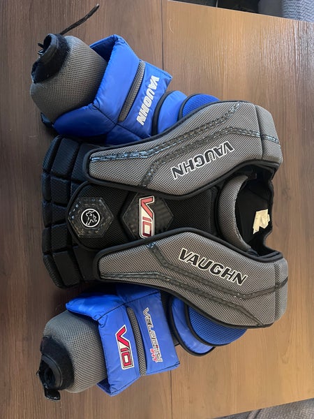 Vaughn V10 chest protector INT medium
