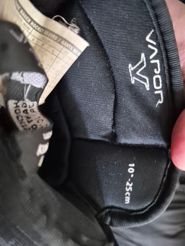 Bauer Vapor V Gloves 10" (Used)