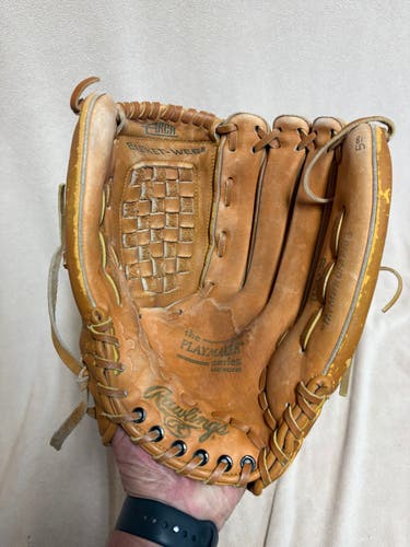 RH Rawlings The Playmaker Series Softball Glove 13.5" (Used)