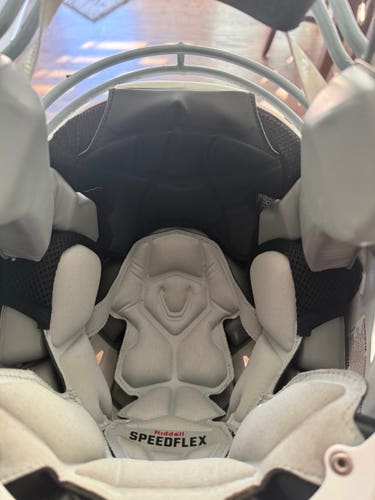 Youth Large Riddell SpeedFlex Helmet (Used)