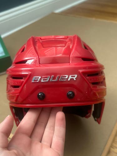 Medium Bauer Re-Akt 150 Helmet (Used)