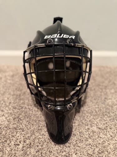 Senior Medium 2016 Bauer 950X Goalie Mask (Used)