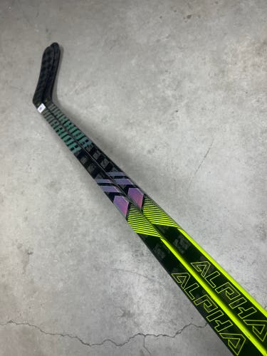 2 PACK 75 Flex P92 Senior Warrior Alpha LX2 Pro Right Hand Hockey Stick Pro Stock (Used)