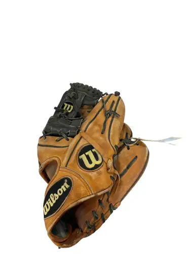 Wilson RH A2000 1786 Baseball Glove 11.75" (Used)