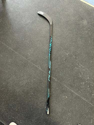 Intermediate Bauer Pulse Right Handed Hockey Stick P92 55 Flex (New)