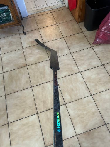 Senior True HZRDUS Smoke Regular Goalie Stick 27" Paddle (Used)