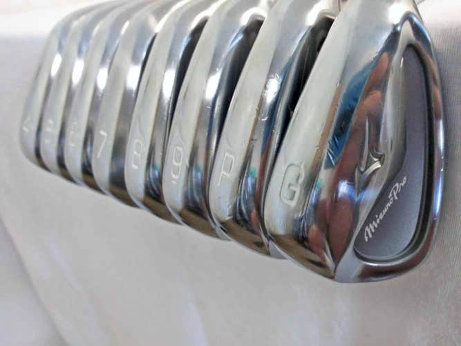Mizuno Pro 243 Forged Iron Set 4-PW+GW (Steel NS Pro Modus Tour 120 Stiff) 2024