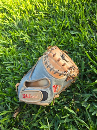 2024 Wilson RH Catcher's Baseball Glove 33" (Used)