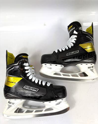 Bauer Supreme Comp Hockey Skates Regular Width 7.5 (Used)