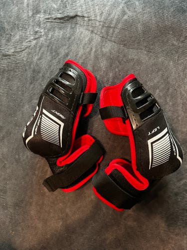Senior Extra Large CCM JetSpeed FT350 Elbow Pads (New)