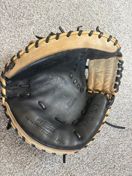 Rawlings Heart of the Hide RH Catcher's Baseball Glove 34" (Used)