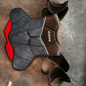 XL Senior CCM Next Shoulder Pads (New)