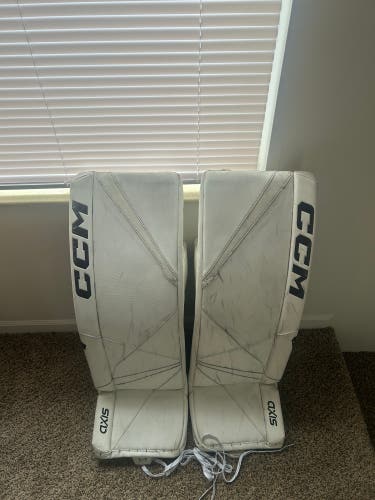 34" CCM axis 2 Goalie Leg Pads (Used)