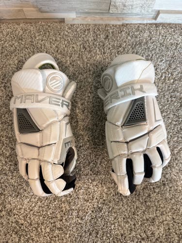 Maverik Max Lacrosse Gloves (New)