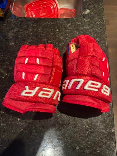 Bauer Pro Series Gloves