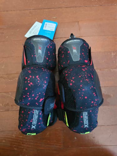 Intermediate Medium Bauer Vapor 3X Elbow Pads (New)