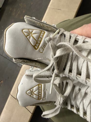 Jackson Classique, size 1