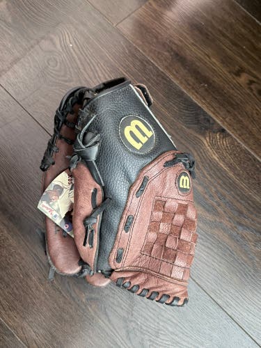 Wilson RH Baseball Glove 11.5" (New)