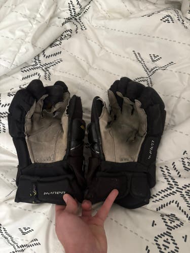Bauer Supreme Ultrasonic Gloves 15" (Used)